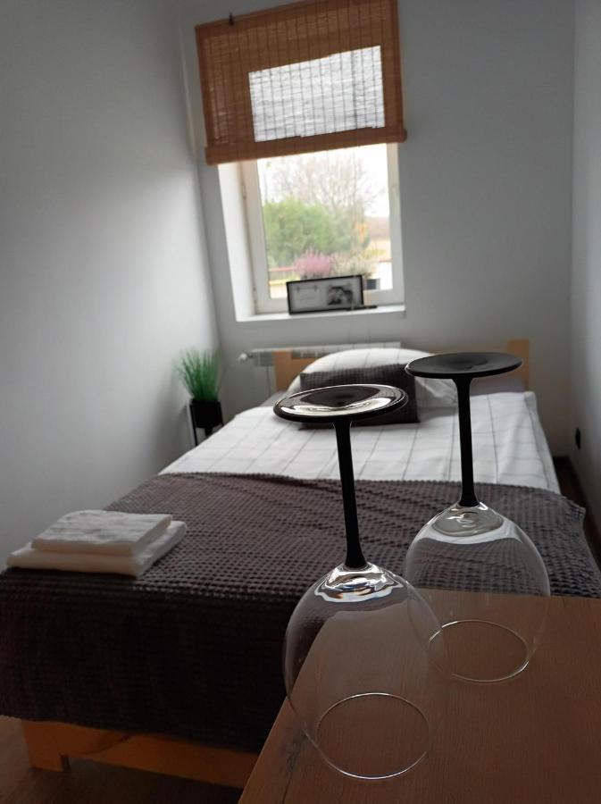 Apartament Numer 1, Dwie Sypialnie Dwa Lozka Orzysz Εξωτερικό φωτογραφία